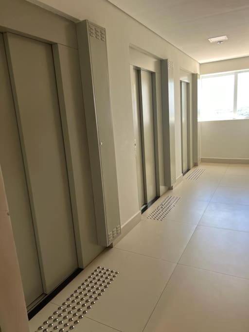 AraçatubaLoft Alto Padrao, Ultimo Andar Uptown C/ Garagemアパートメント エクステリア 写真